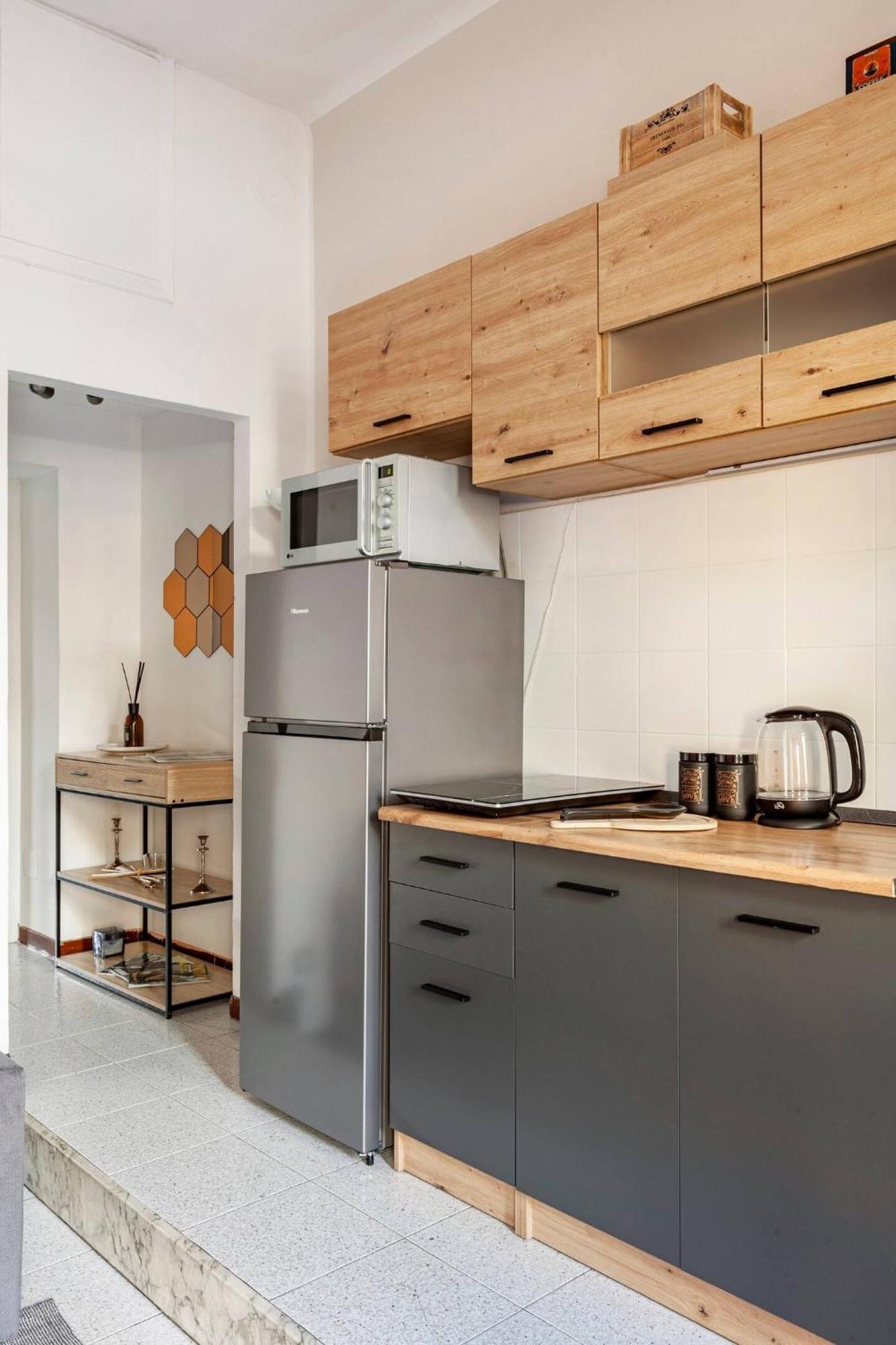 *New Apartment In The Center Милано Екстериор снимка